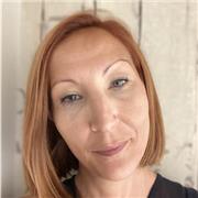 Imaginez un monde où vous pouvez atteindre tous vos objectifs, surmonter vos obstacles et vivre une vie épanouissante. Le coaching est l'outil qui vous permettra de réaliser cela !
Le coaching est une méthode puissante qui vous aide à identifier vos ta
